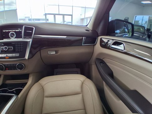 Used 2014 Mercedes-Benz ML 350 4MATIC image 11