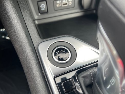 Used 2024 Nissan Sentra SV image 10