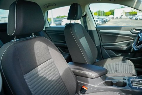New 2025 Volkswagen Jetta S image 30