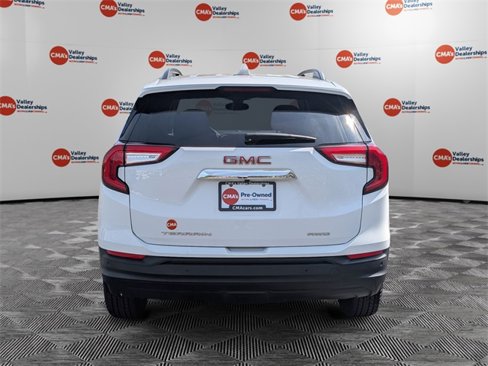 Used 2023 GMC Terrain SLE w/ Driver Convenience Package image 6