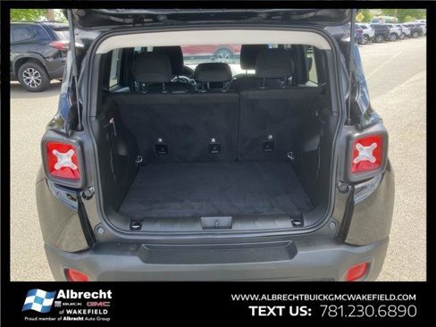 Used 2023 Jeep Renegade Altitude w/ Convenience Group I image 9