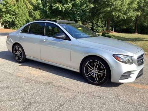 Used 2020 Mercedes-Benz E 450 4MATIC Sedan image 2