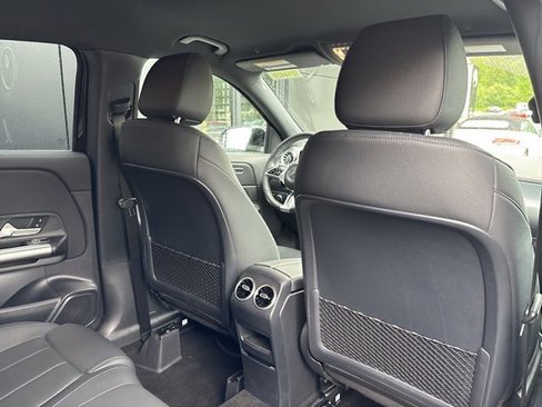 Used 2025 Mercedes-Benz GLA 250 4MATIC image 27