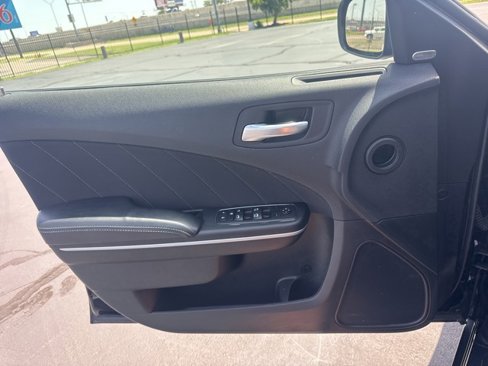 Used 2023 Dodge Charger SXT image 15