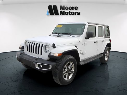 Used 2018 Jeep Wrangler Unlimited Sahara image 7