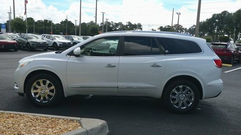 Used 2017 Buick Enclave Premium image 22