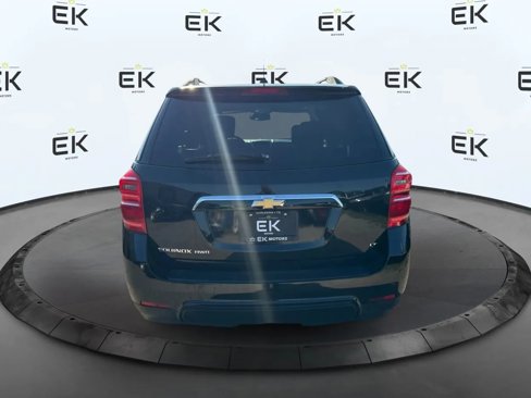 Used 2017 Chevrolet Equinox LT w/ Convenience Package image 4