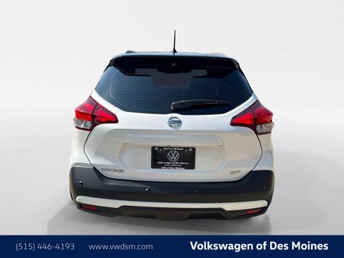 Used 2020 Nissan Kicks SR w/ SR Premium Package image 5