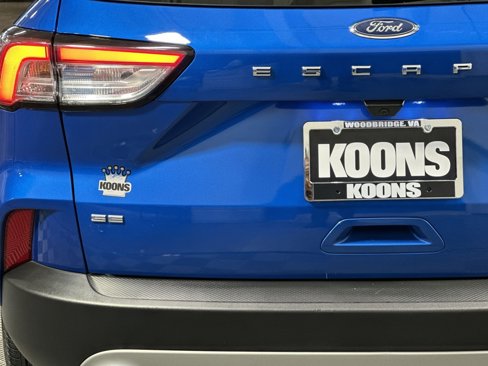 Used 2020 Ford Escape SE image 35