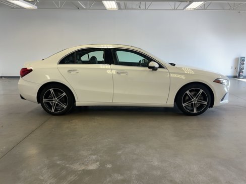 Used 2022 Mercedes-Benz A 220 image 7