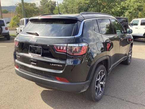 New 2025 Jeep Compass Limited w/ Sun and Sound Group image 4