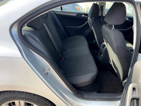 Used 2015 Volkswagen Jetta TDI S image 16