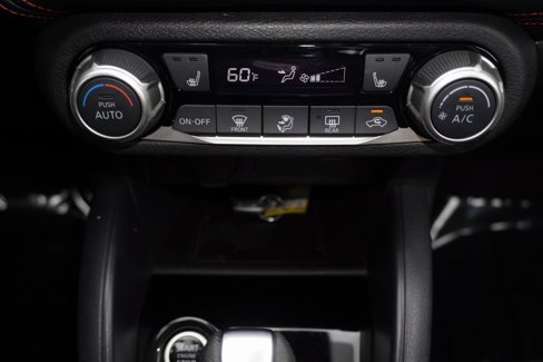 Used 2024 Nissan Versa SR image 15
