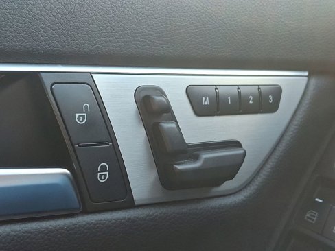 Used 2012 Mercedes-Benz C 250 Sedan image 28