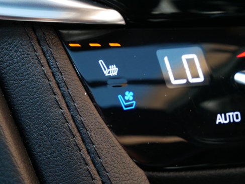 Certified 2024 Cadillac XT6 Premium Luxury w/ Technology Package image 20