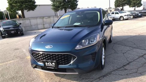 Used 2020 Ford Escape SE image 6