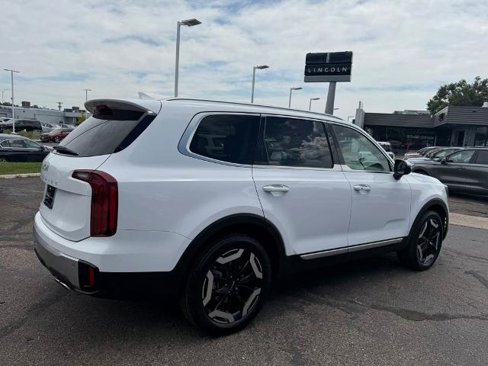 Used 2023 Kia Telluride S image 7