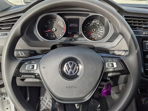 Certified 2021 Volkswagen Tiguan S image 25