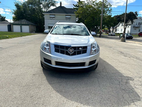 Used 2012 Cadillac SRX Luxury image 2