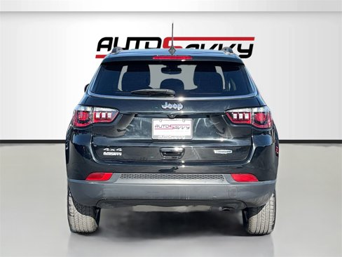 Used 2021 Jeep Compass Latitude image 6