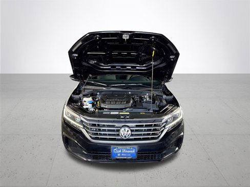Certified 2021 Volkswagen Passat 2.0T R-Line image 24