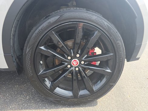 Used 2020 Jaguar E-PACE R-Dynamic S image 33