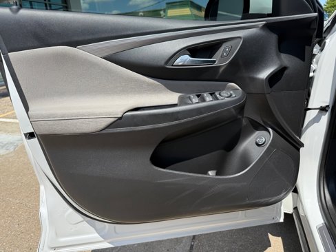 Certified 2025 Buick Envista Avenir image 7