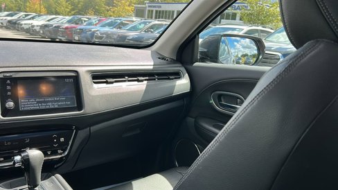 Used 2022 Honda HR-V EX-L image 22