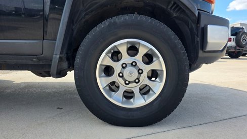 Used 2013 Toyota FJ Cruiser 4WD image 12