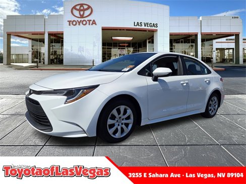 Certified 2024 Toyota Corolla LE image 1