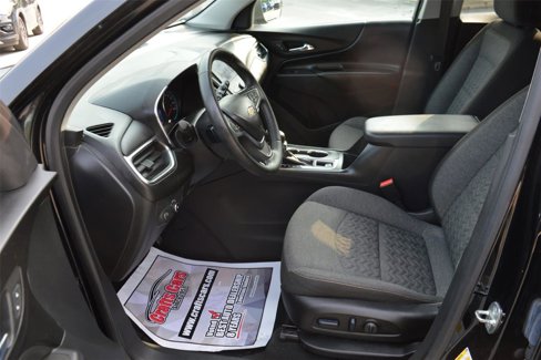 Used 2023 Chevrolet Equinox LT w/ Driver Convenience Package image 11