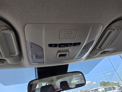 Used 2022 Toyota Corolla LE image 26