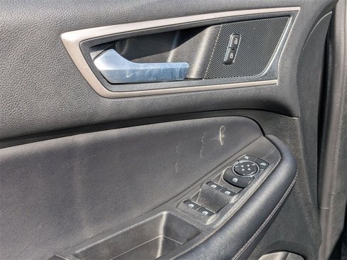 Used 2023 Ford Edge SEL w/ Convenience Package image 15