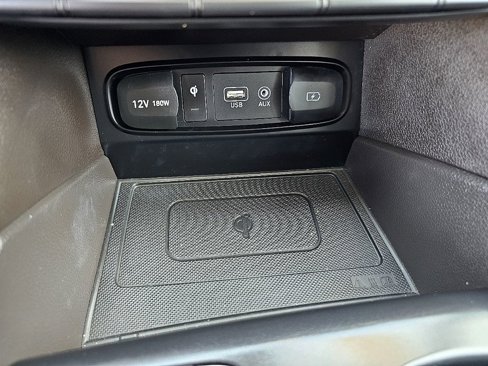 Used 2019 Hyundai Santa Fe FWD image 29