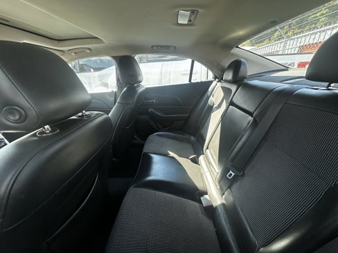Used 2015 Chevrolet Malibu LT w/ Power Convenience Package image 10