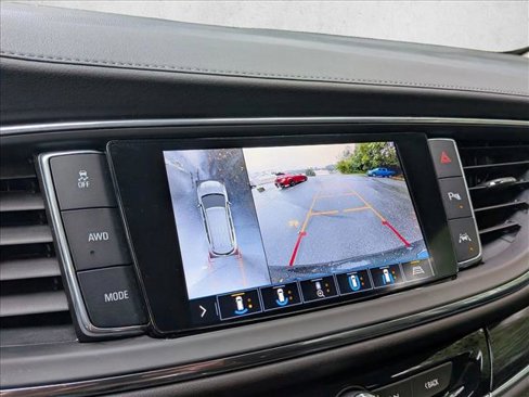 Used 2020 Buick Enclave Avenir w/ Avenir Technology Package image 16