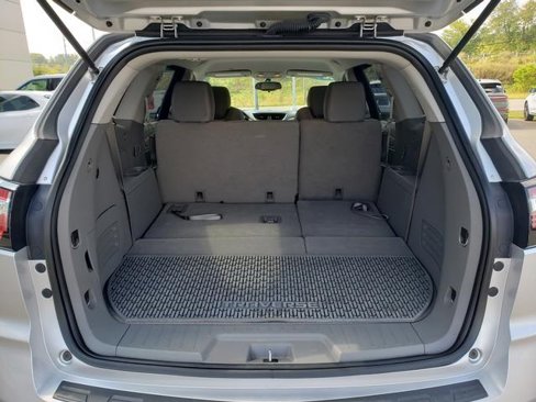 Used 2017 Chevrolet Traverse LS image 8
