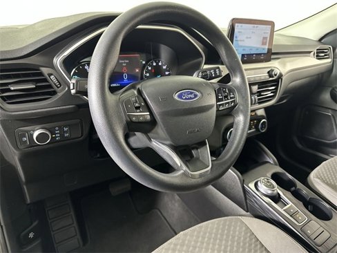Used 2022 Ford Escape SE image 10