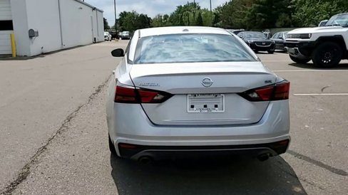 Used 2022 Nissan Altima 2.5 SR image 8