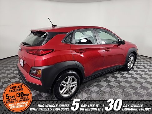 Used 2021 Hyundai Kona SE image 11
