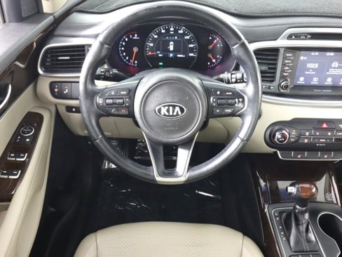 Used 2017 Kia Sorento EX image 32