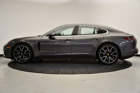 Certified 2018 Porsche Panamera 4S image 2