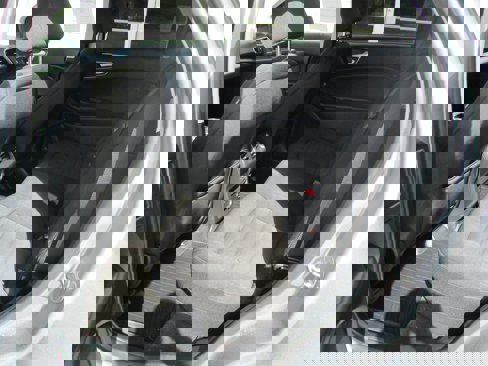 Used 2022 Ford Edge SEL image 9