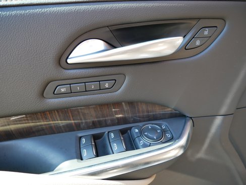 Used 2024 Cadillac XT4 Premium Luxury w/ Technology Package image 9