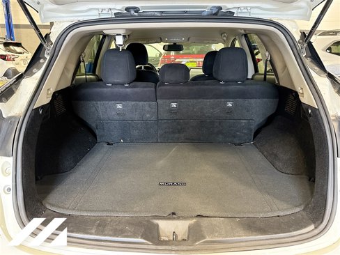 Used 2018 Nissan Murano SV image 24