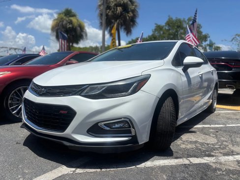 Used 2018 Chevrolet Cruze LT w/ RS Package image 8