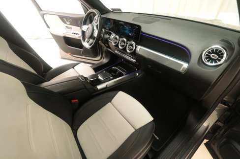 Used 2021 Mercedes-Benz GLB 35 AMG 4MATIC image 60