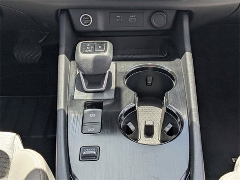 Used 2023 Nissan Rogue SV image 19