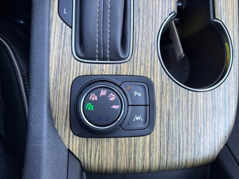 Used 2019 GMC Acadia Denali image 40