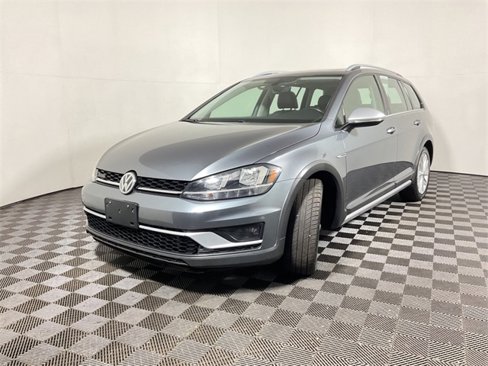 Used 2019 Volkswagen Golf Alltrack S image 8